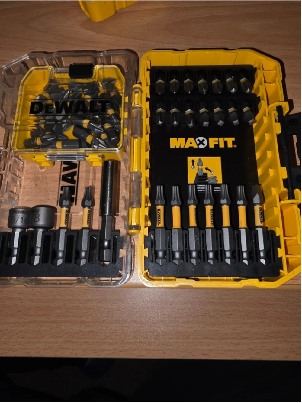 DEWALT MAXFIT 52pc Impact Driver Bit Set ToughCase PH2 T25 Torx Square NEW